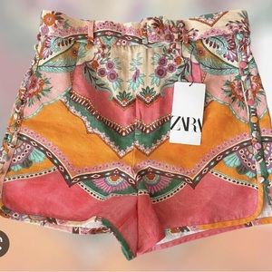 Zara’s colorful linen shorts
